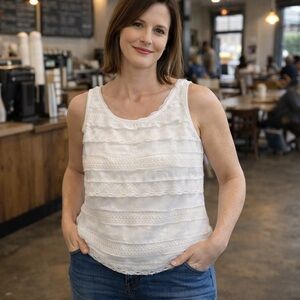 Women’s White House Black Market Top Size Small